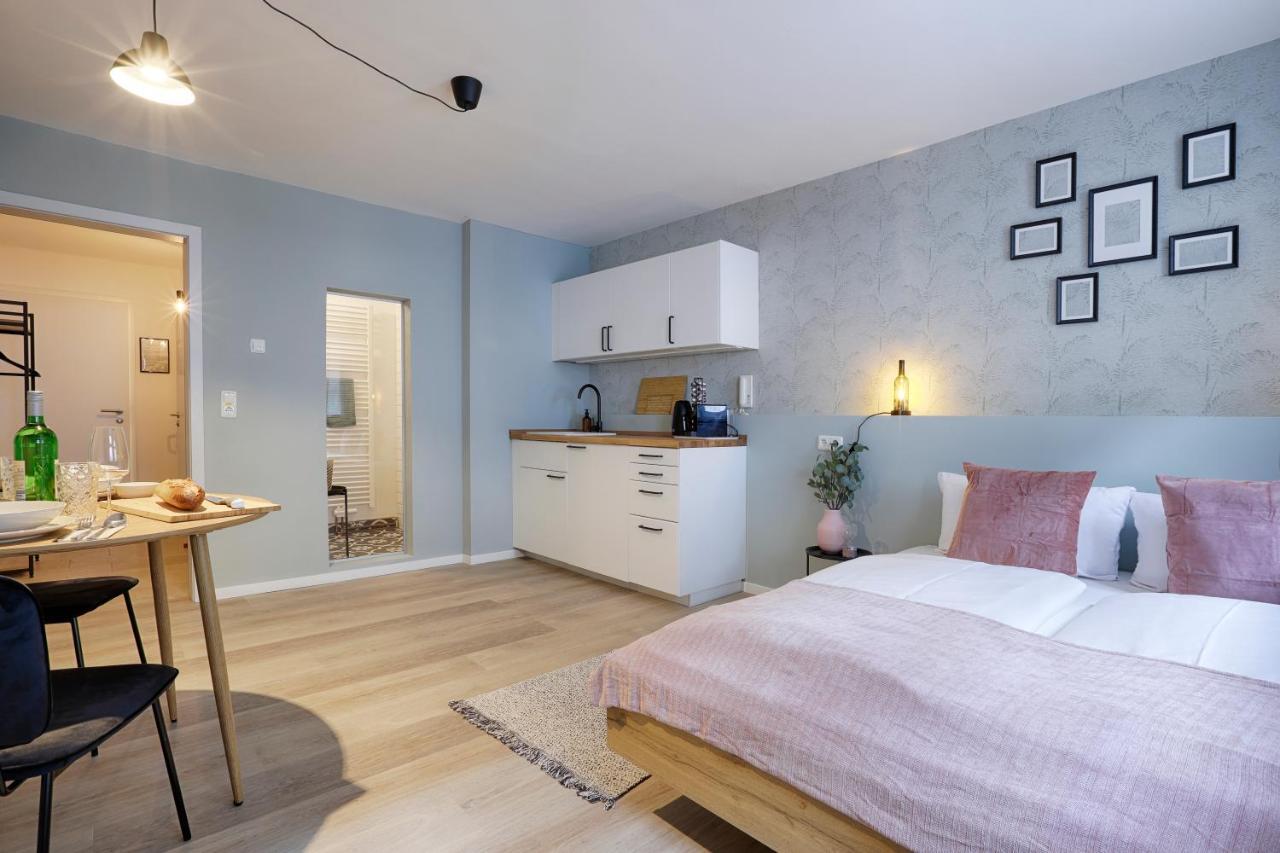 Homie Stay Julius Apartments - Ипхофен Экстерьер фото