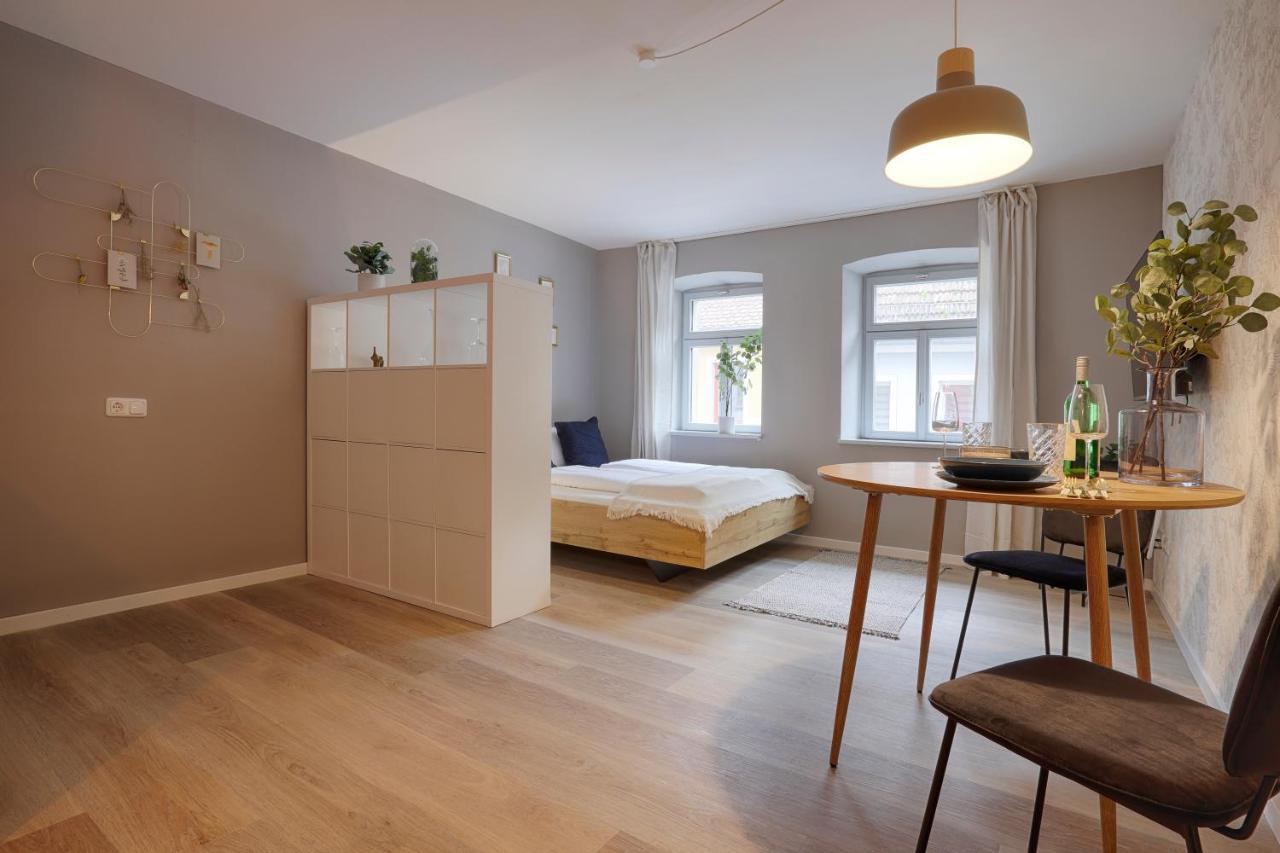 Homie Stay Julius Apartments - Ипхофен Экстерьер фото